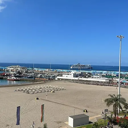 Cristianos, Ocean And Harbour View, Pedestrian *
